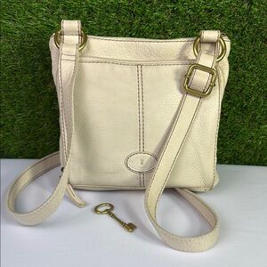 FOSSIL Elegant Cream Leather Shoulder Bag